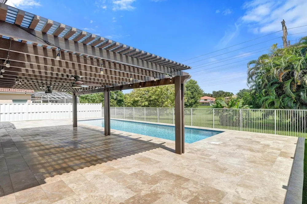10729 EDINBURGH STREET Cooper City, FL 33026