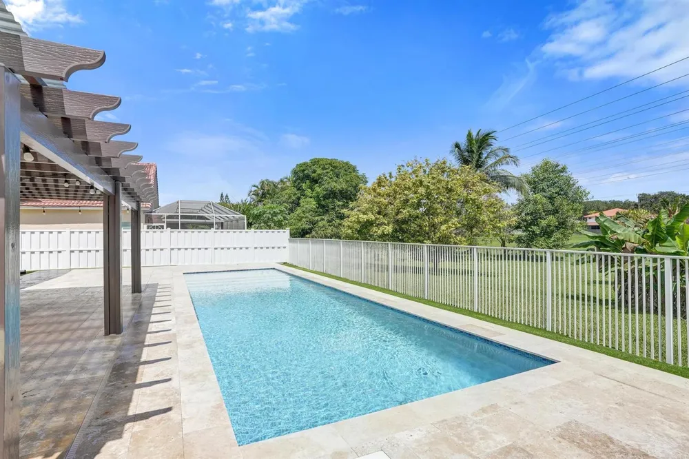 10729 EDINBURGH STREET Cooper City, FL 33026