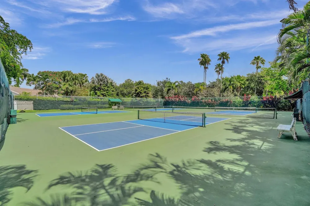 10729 EDINBURGH STREET Cooper City, FL 33026