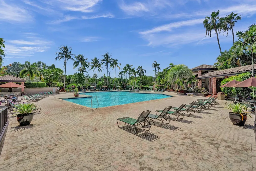 10729 EDINBURGH STREET Cooper City, FL 33026