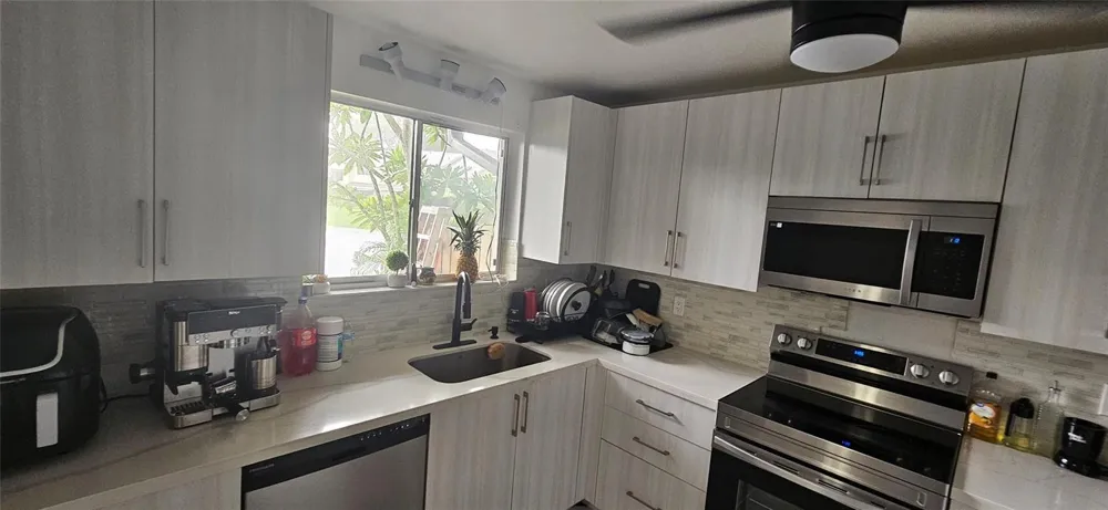 2262 DISCOVERY CIRCLE W Deerfield Beach, FL 33442