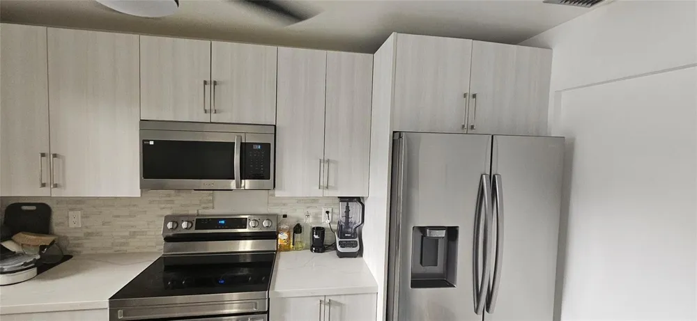 2262 DISCOVERY CIRCLE W Deerfield Beach, FL 33442