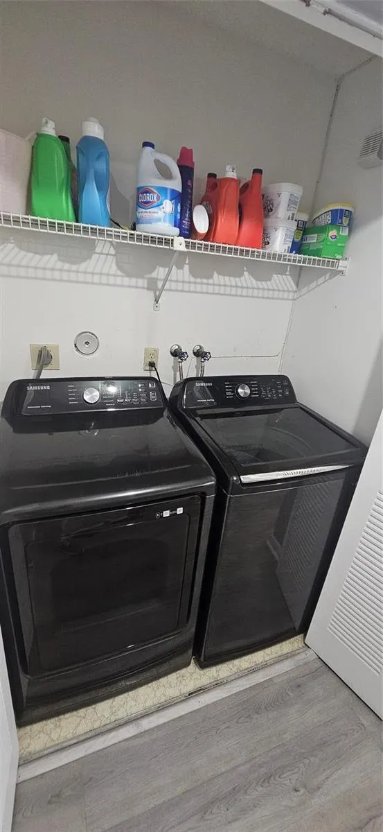 2262 DISCOVERY CIRCLE W Deerfield Beach, FL 33442