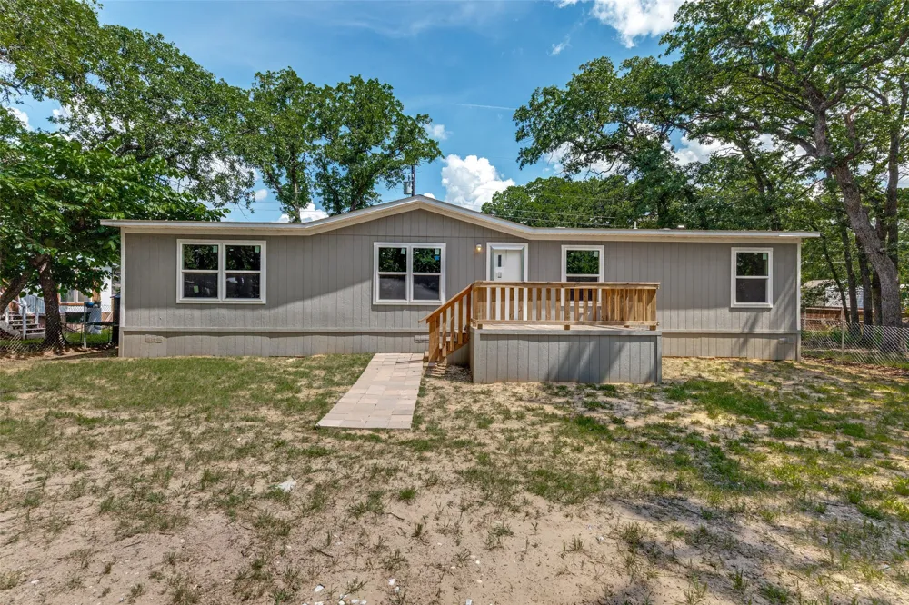 1613 Mockingbird Lane Pelican Bay, TX 76020