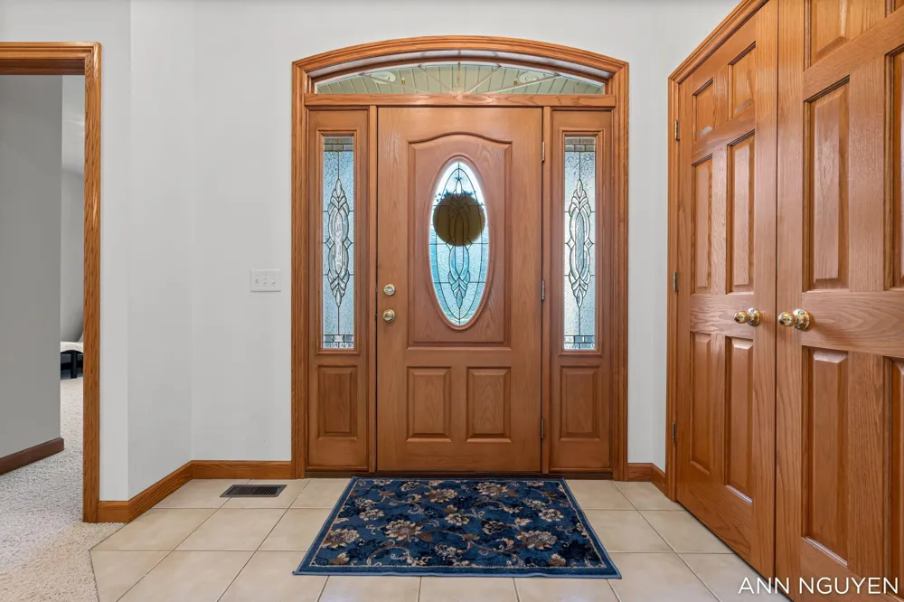 5263 Pine Slope Drive SW Wyoming, MI 49519