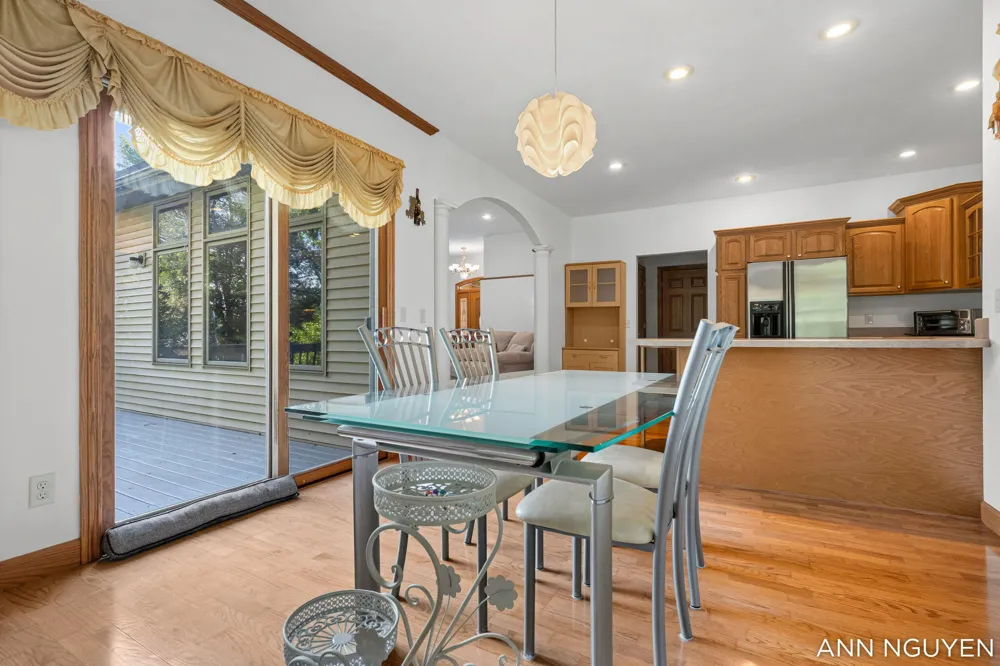 5263 Pine Slope Drive SW Wyoming, MI 49519