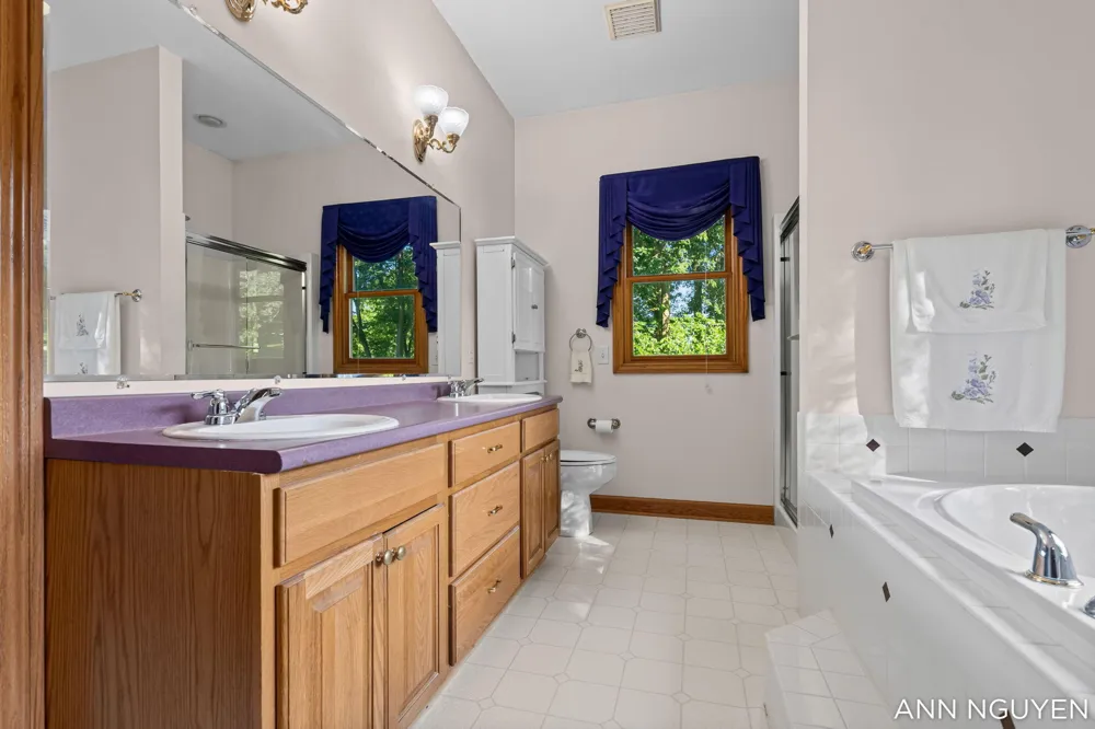 5263 Pine Slope Drive SW Wyoming, MI 49519