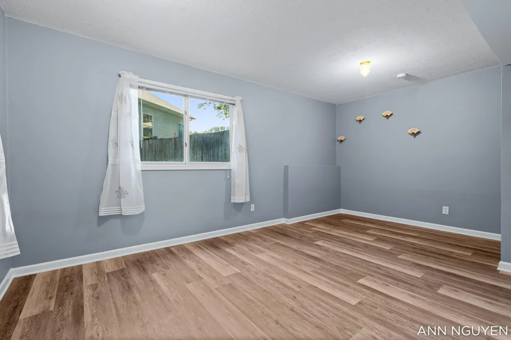 5263 Pine Slope Drive SW Wyoming, MI 49519