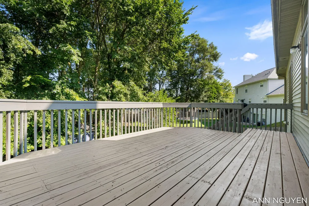 5263 Pine Slope Drive SW Wyoming, MI 49519