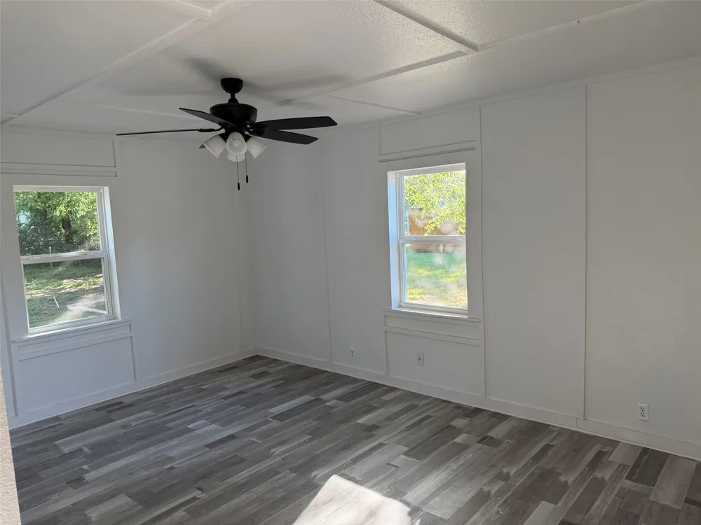 506 W Trinity Street Groesbeck, TX 76642