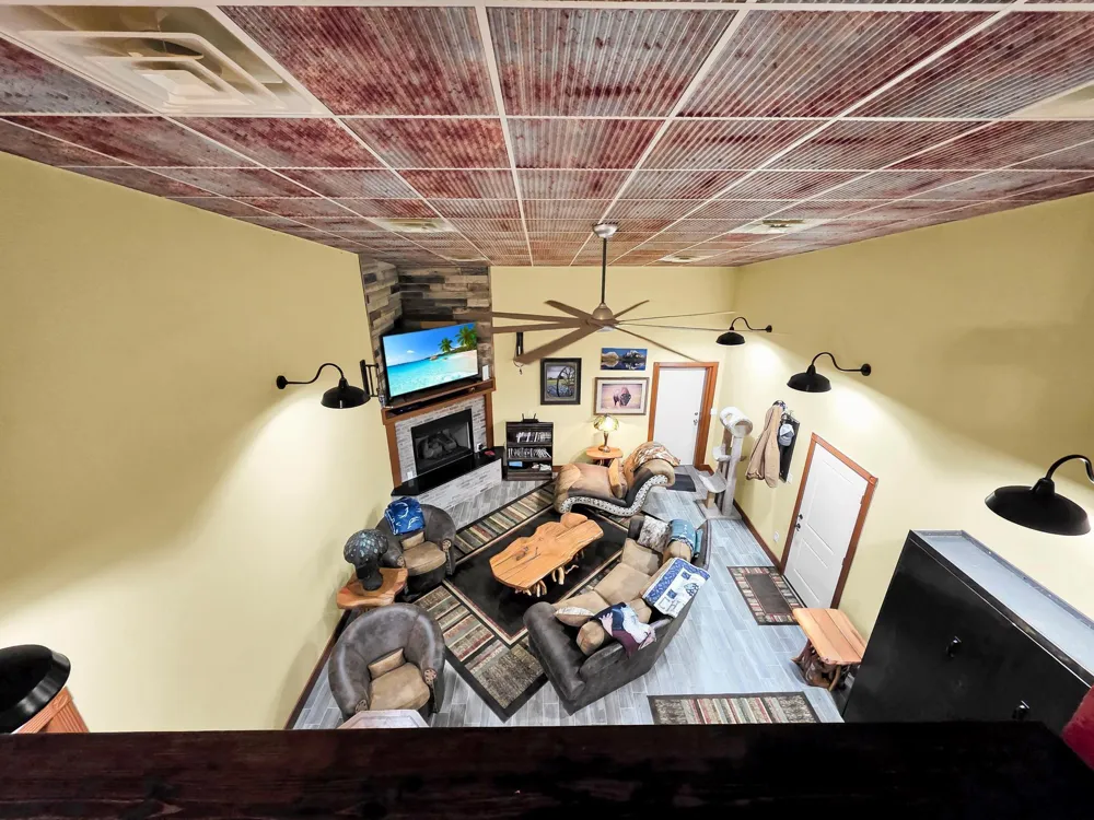 10024 Cr 207 Centerville, TX 75833