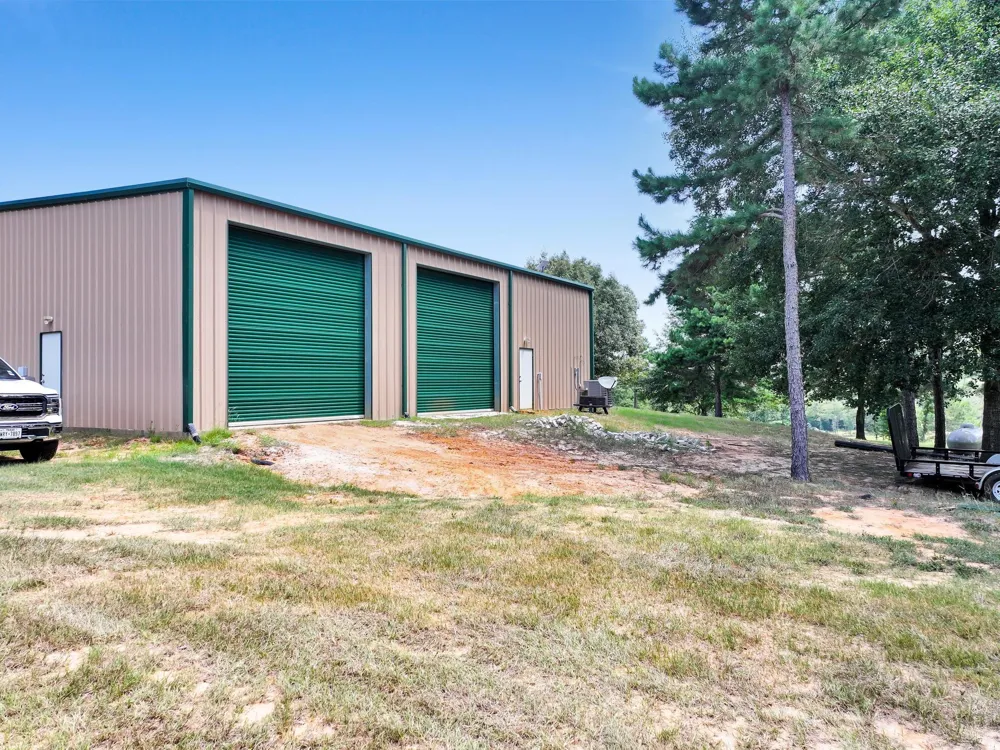 10024 Cr 207 Centerville, TX 75833