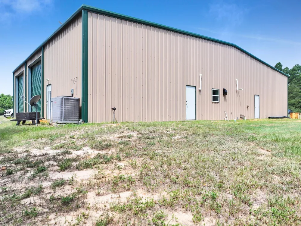 10024 Cr 207 Centerville, TX 75833