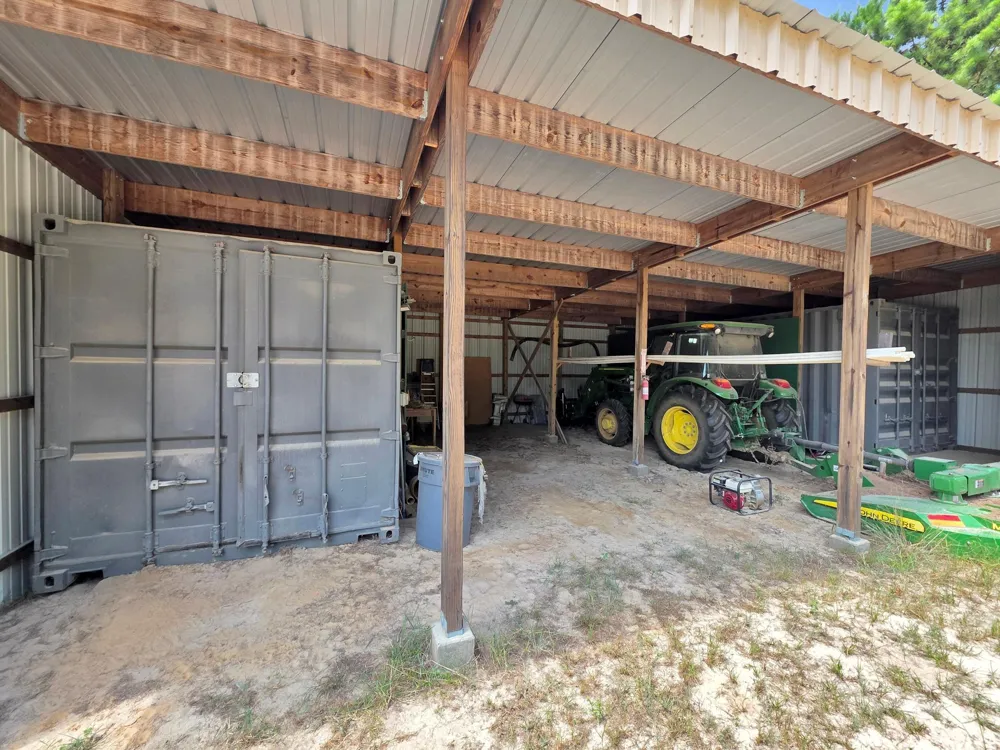 10024 Cr 207 Centerville, TX 75833