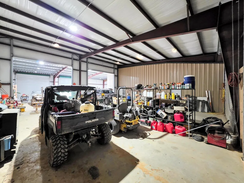 10024 Cr 207 Centerville, TX 75833