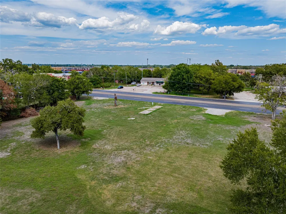 16966 State Highway 36 S Somerville, TX 77879