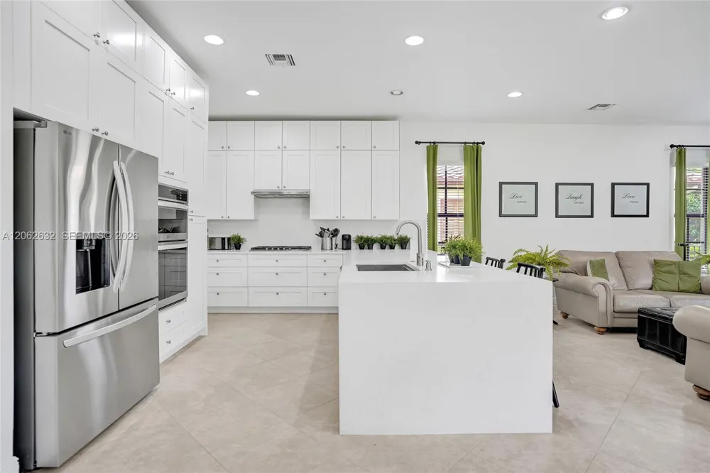 9000 Lakeview Place Parkland, FL 33076