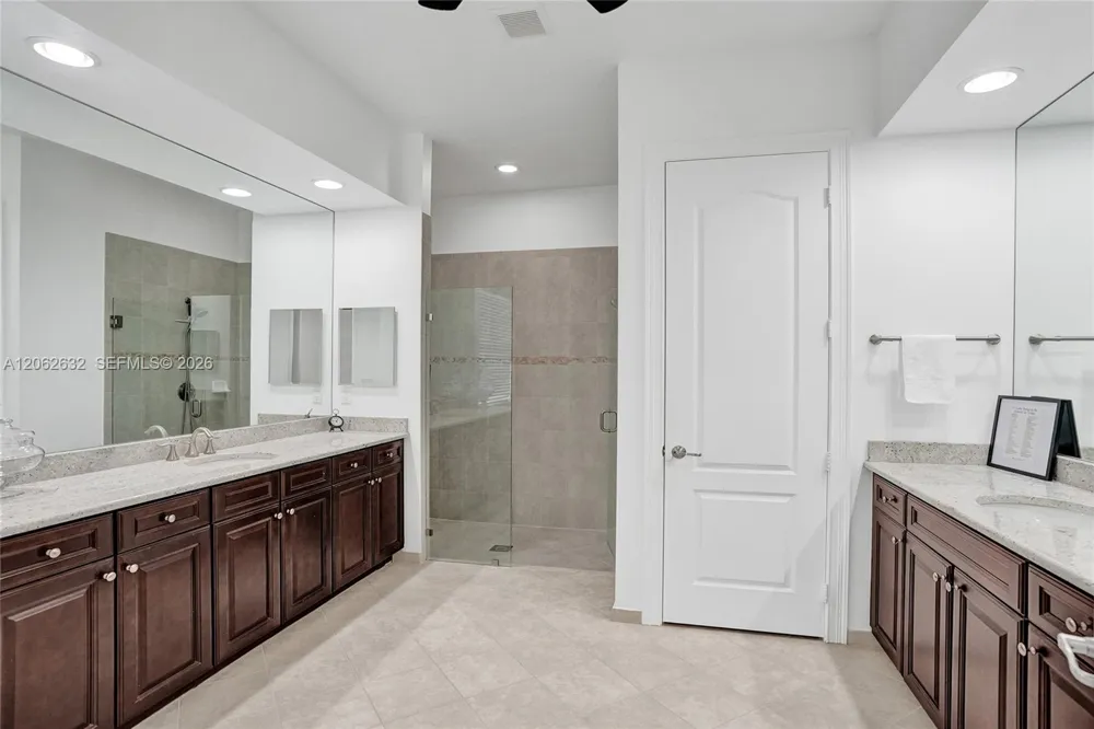 9000 Lakeview Place Parkland, FL 33076