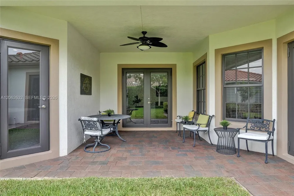 9000 Lakeview Place Parkland, FL 33076