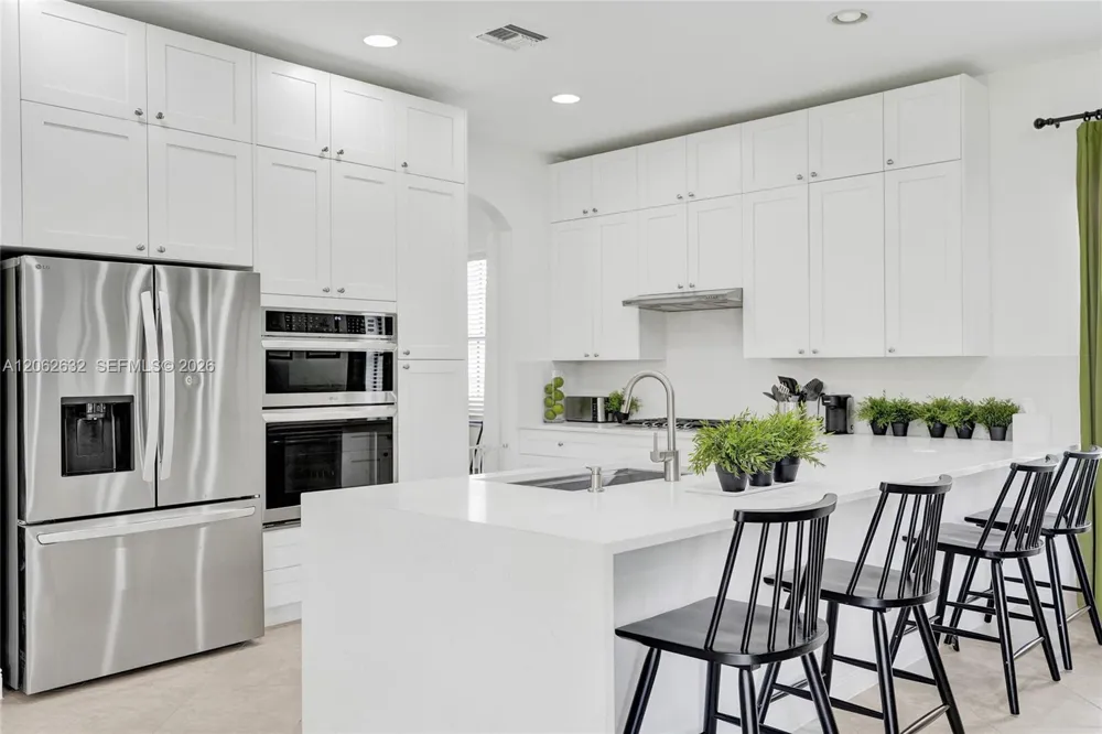 9000 Lakeview Place Parkland, FL 33076