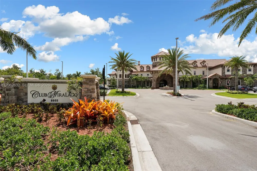 9000 Lakeview Place Parkland, FL 33076