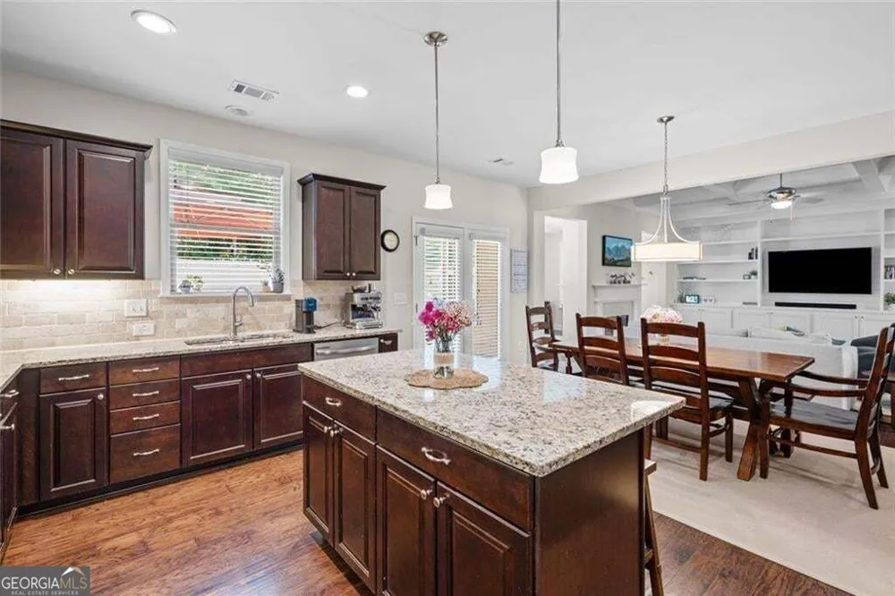 2335 Copper Mill TRL Cumming, GA 30041