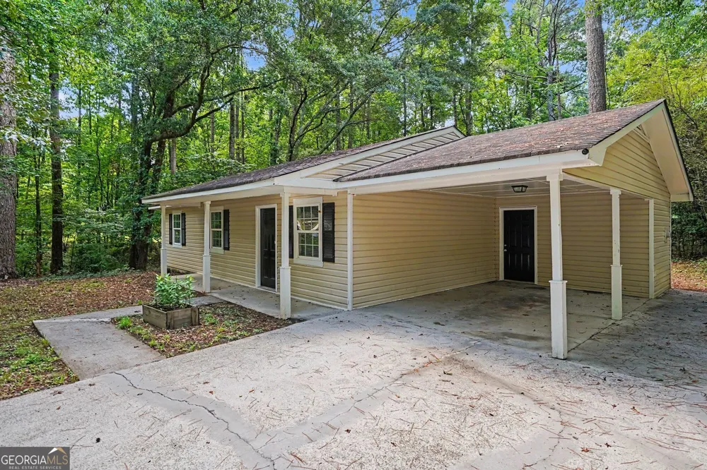 80 Hidden Pines DR Covington, GA 30016