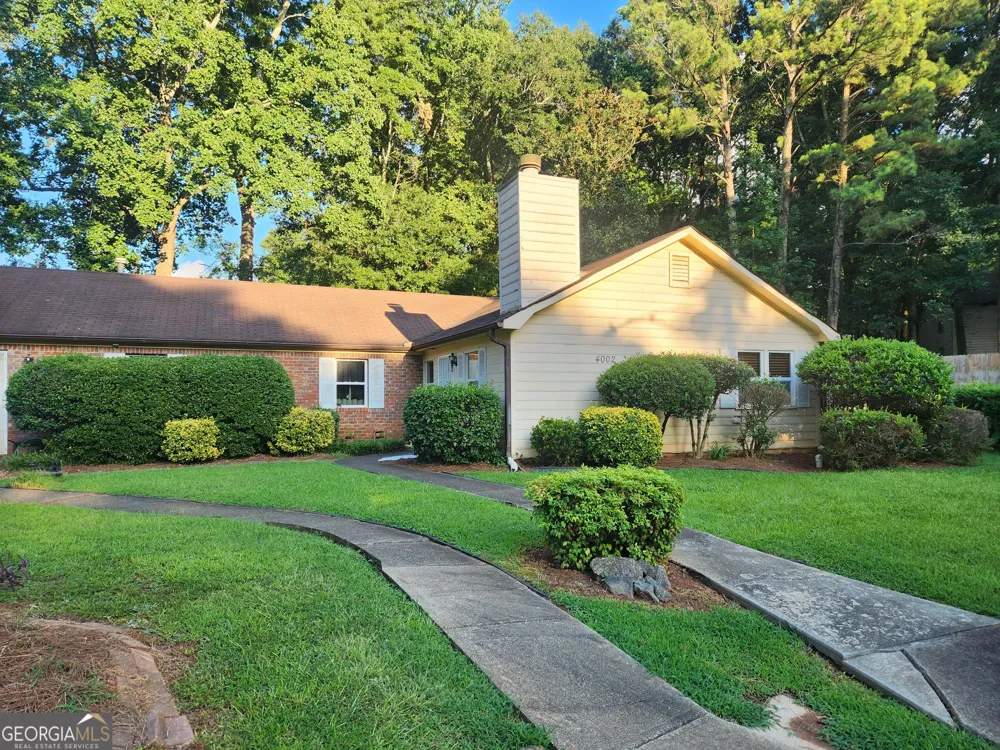4002 Hawthorne CIR Smyrna, GA 30080