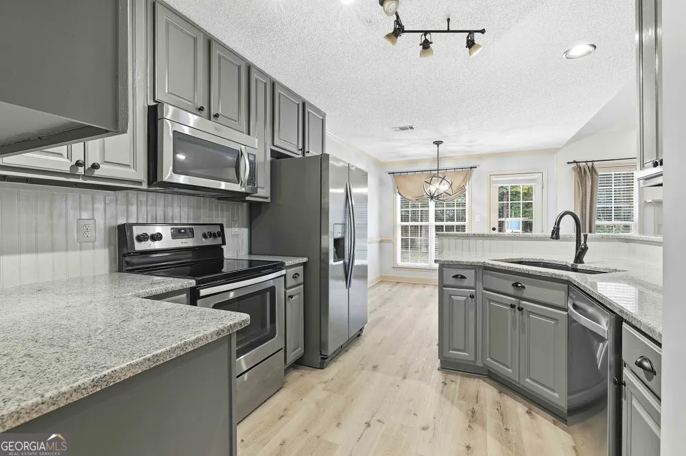 311 Ivy Vale CT Tyrone, GA 30290