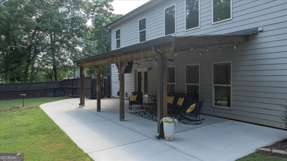 1517 Grove Brook LN Watkinsville, GA 30677