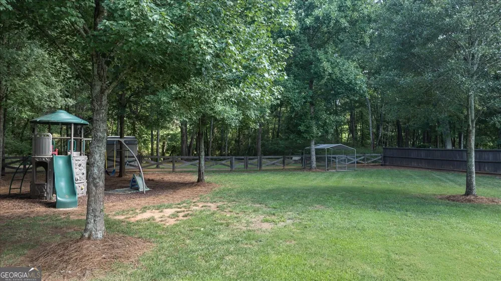 1517 Grove Brook LN Watkinsville, GA 30677
