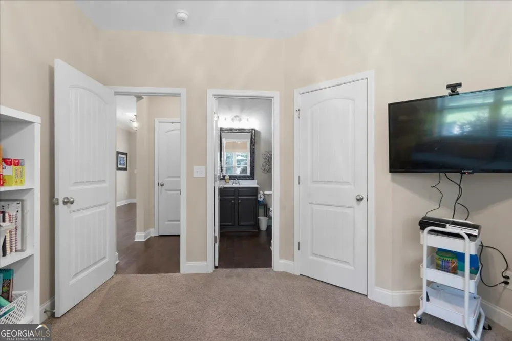 1517 Grove Brook LN Watkinsville, GA 30677