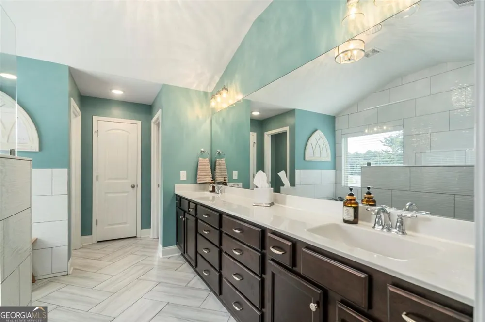 1517 Grove Brook LN Watkinsville, GA 30677