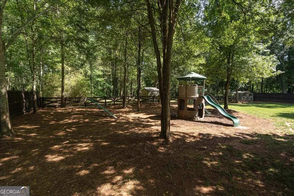 1517 Grove Brook LN Watkinsville, GA 30677