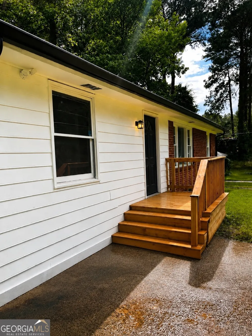 2328 Bonner RD East Point, GA 30344