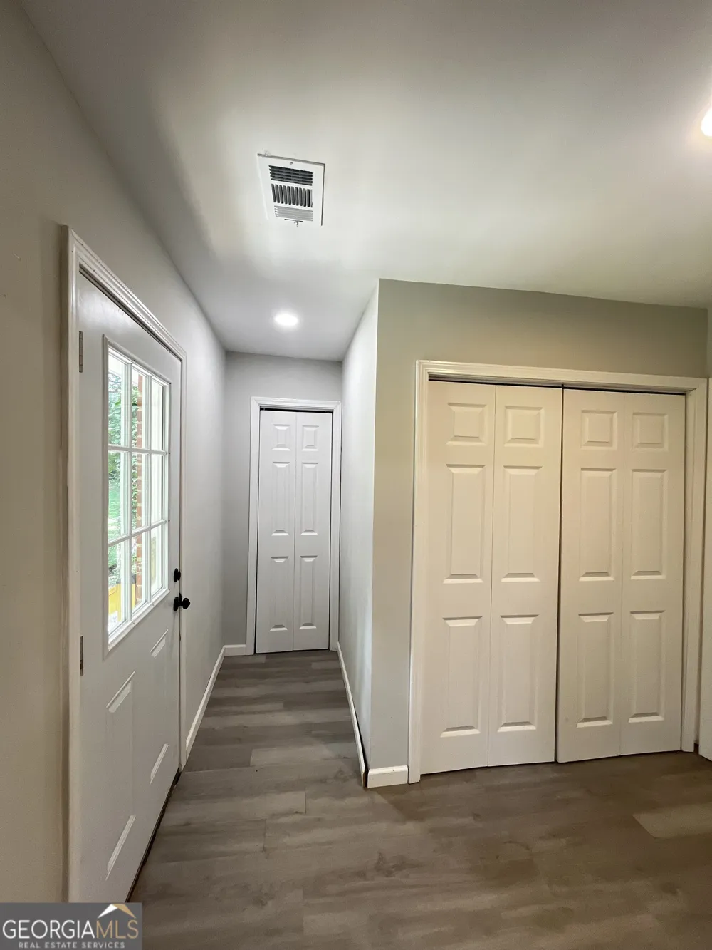 2328 Bonner RD East Point, GA 30344