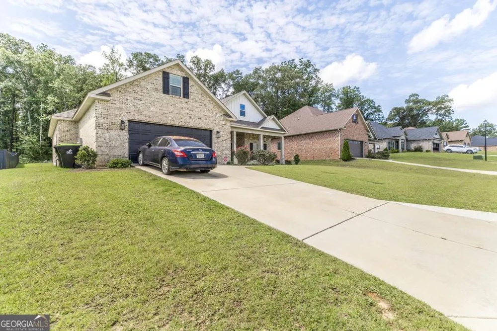 306 Rustic Live Oak TRL Bonaire, GA 31005