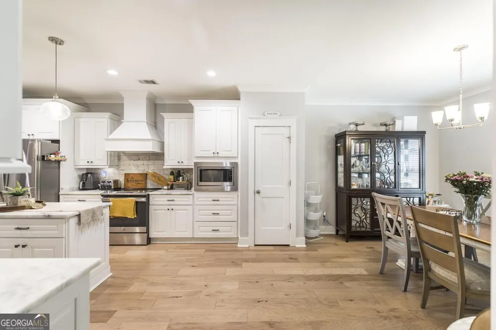 306 Rustic Live Oak TRL Bonaire, GA 31005