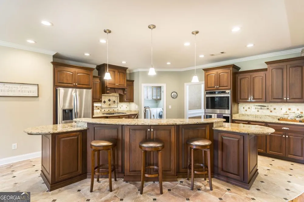 202 Lowpoint TRL Warner Robins, GA 31093