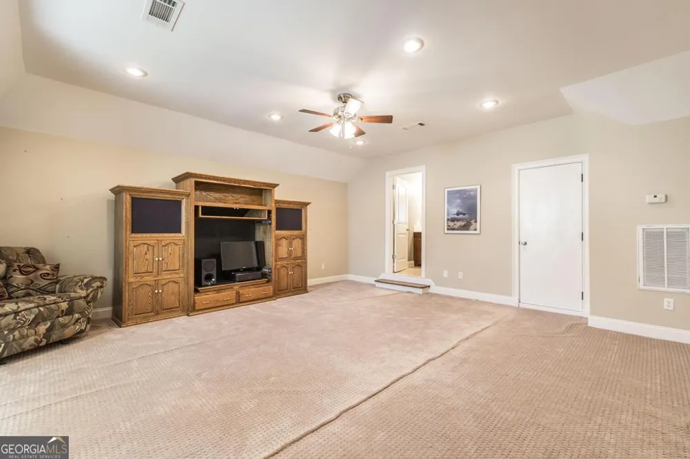 202 Lowpoint TRL Warner Robins, GA 31093