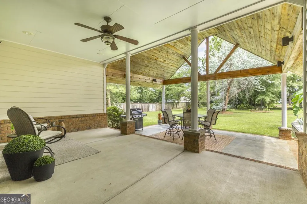 202 Lowpoint TRL Warner Robins, GA 31093