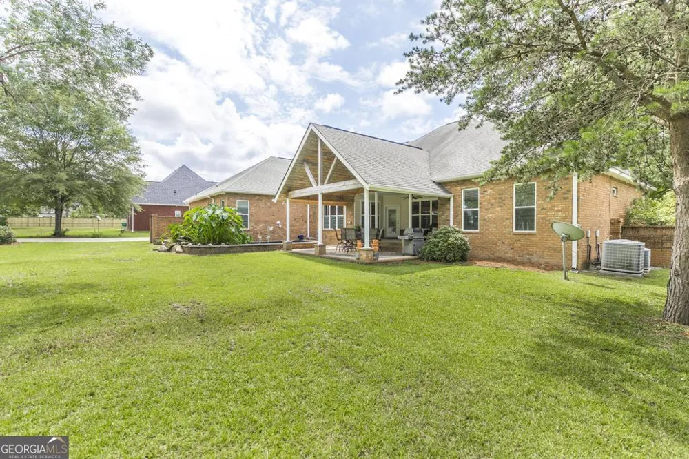 202 Lowpoint TRL Warner Robins, GA 31093