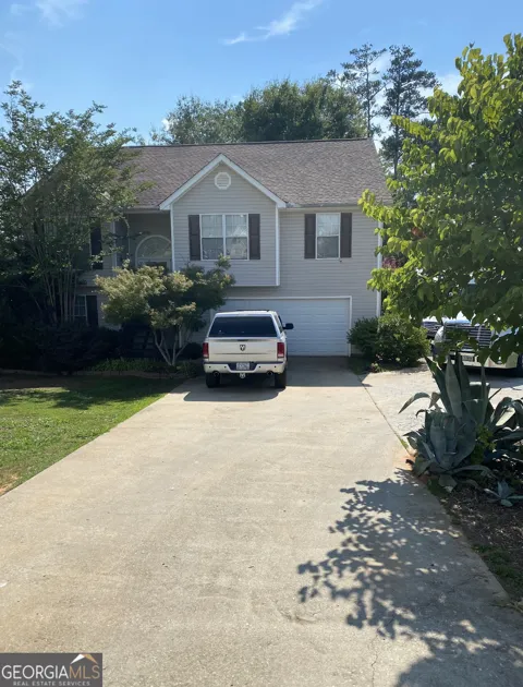 112 Canterbury CT