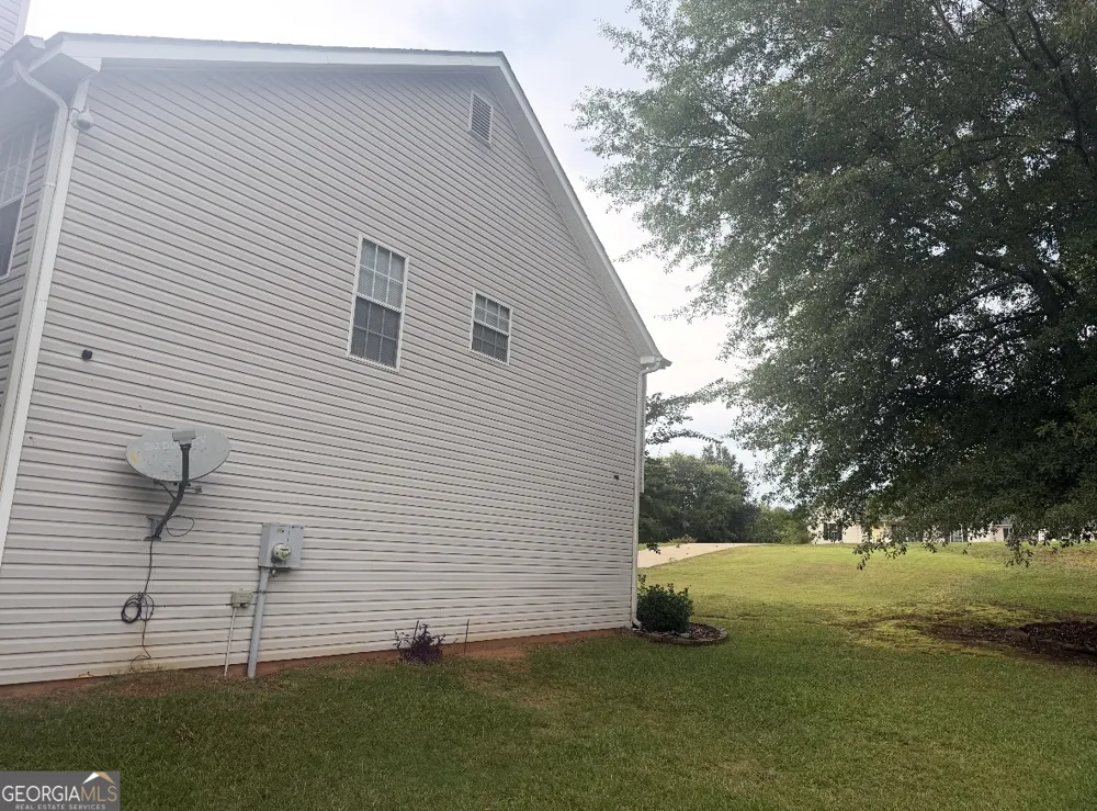 112 Canterbury CT Jackson, GA 30233