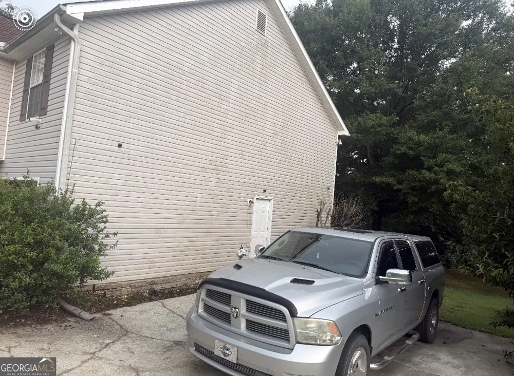 112 Canterbury CT Jackson, GA 30233