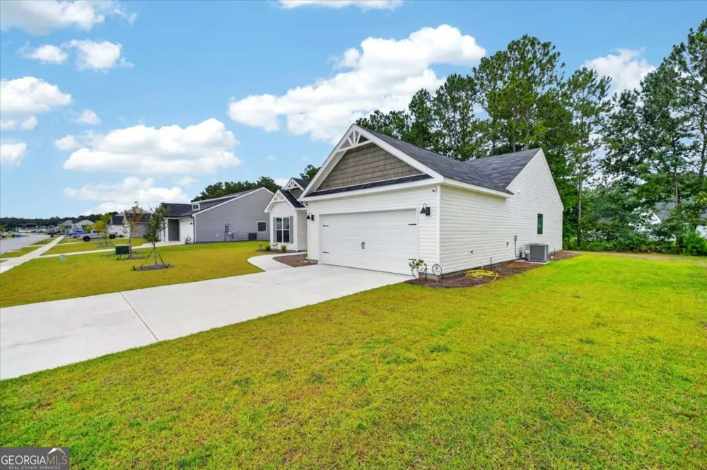 329 Crosswinds DR Rincon, GA 31326