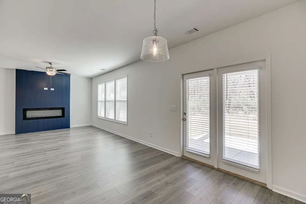 198 Blue Dragon DR Jefferson, GA 30549