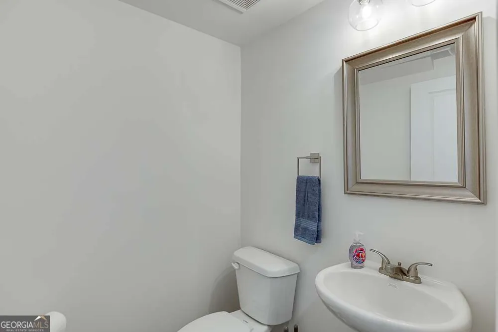198 Blue Dragon DR Jefferson, GA 30549