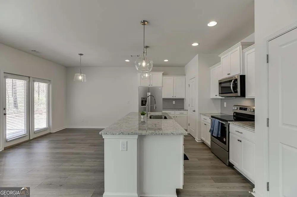 198 Blue Dragon DR Jefferson, GA 30549