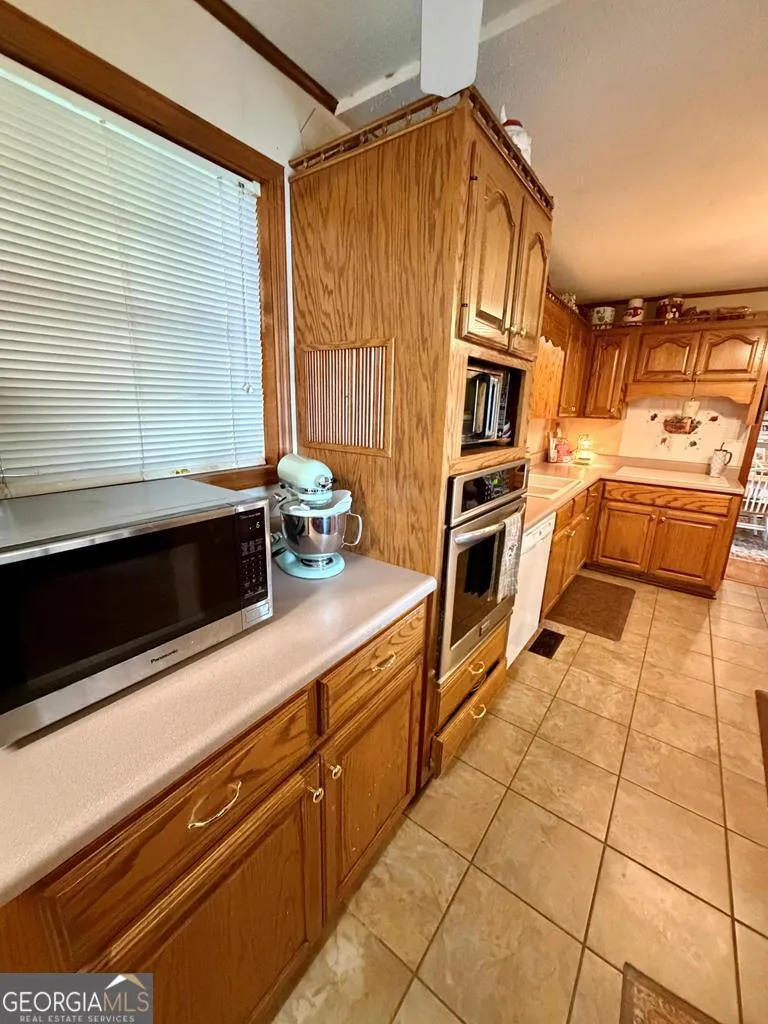 57 Lakeside DR Tifton, GA 31793